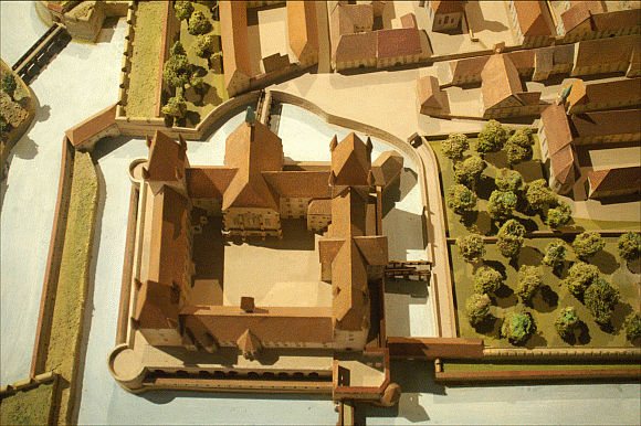 Ausschnitt (Wiener Neustädter Burg = Militärakademie) aus dem Modell von Wiener Neustadt um 1720, das vom Modellbildhauer Oskar Chmelik sehr sorgfältig nach historischen Plänen und Dokumenten aus dem Stadtarchiv hergestellt wurde. 